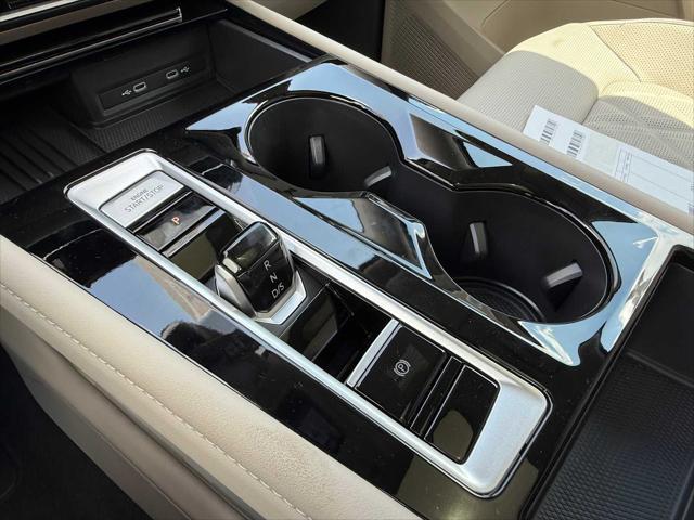 Photo of 2025 Deep Black Pearl Volkswagen Atlas