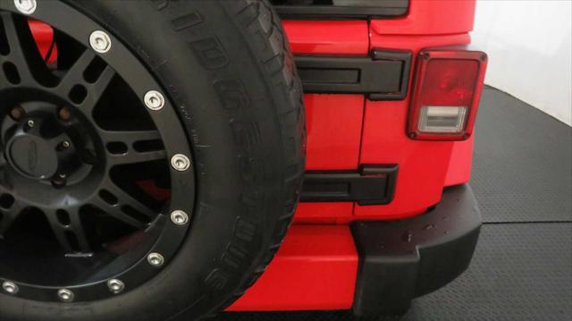 Photo of 2016 Firecracker Red Clearcoat Jeep Wrangler Unlimited