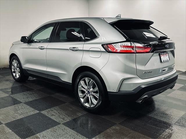 Photo of 2019 Ingot Silver Metallic Ford Edge