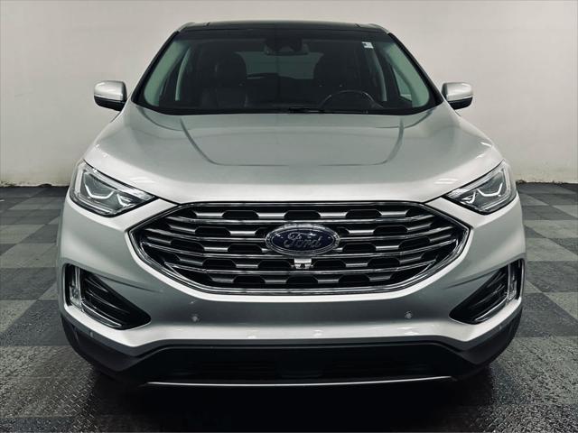Photo of 2019 Ingot Silver Metallic Ford Edge
