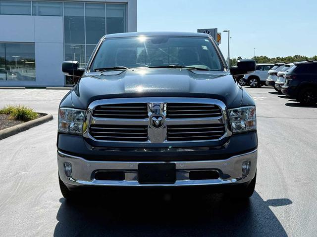 Photo of 2017 Brilliant Black Crystal Pearlcoat RAM 1500