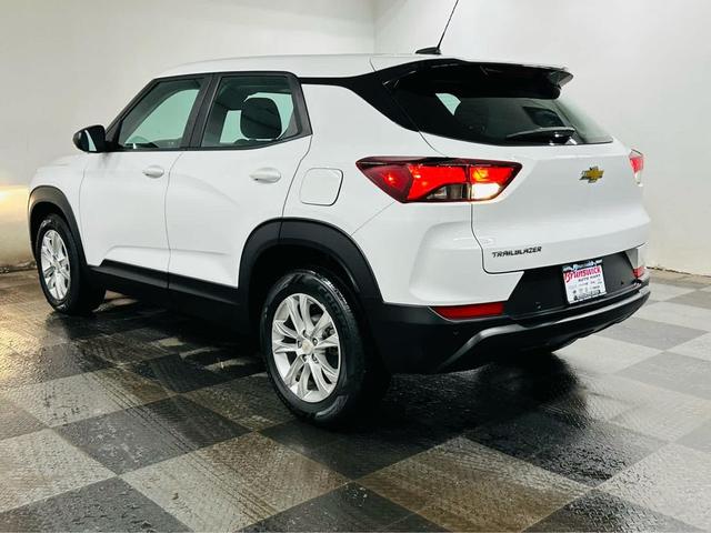Photo of 2022 Summit White Chevrolet Trailblazer