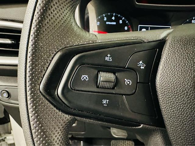 Photo of 2022 Summit White Chevrolet Trailblazer