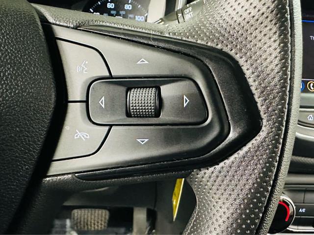 Photo of 2022 Summit White Chevrolet Trailblazer