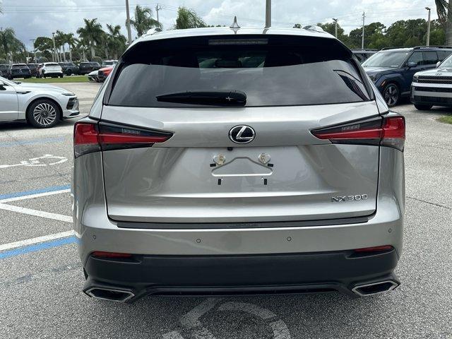 Photo of 2018 Silver Lexus NX 300