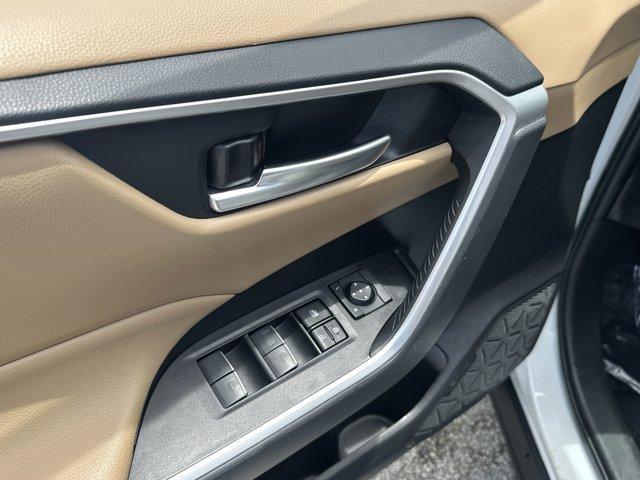 Photo of 2023 Ice Toyota RAV4