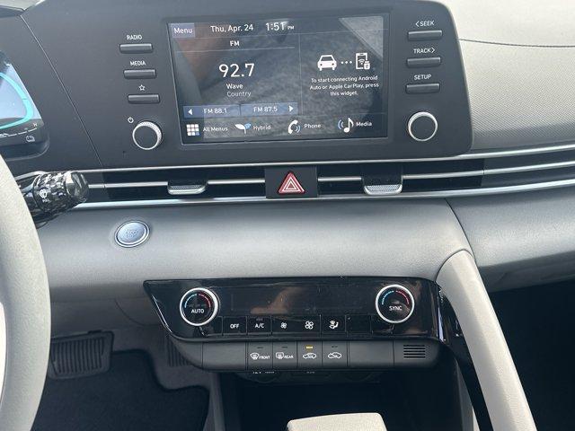 Photo of 2025 White Hyundai ELANTRA HEV