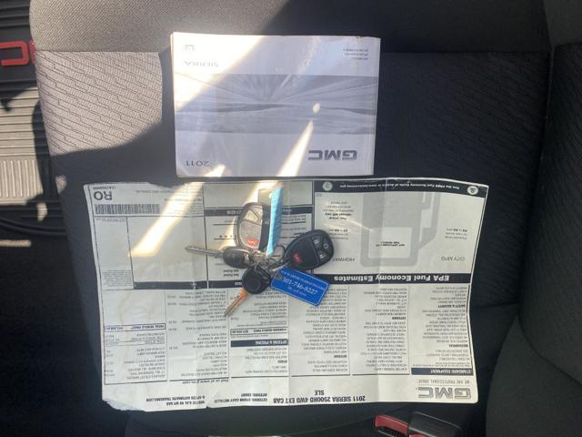 Photo of 2011 Gray GMC Sierra 2500