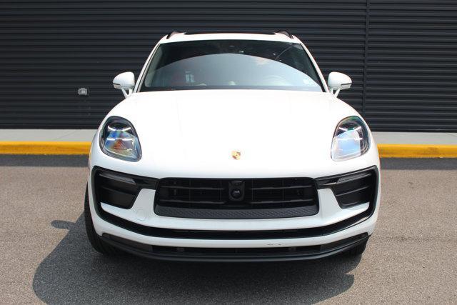 Photo of 2025 White Porsche Macan