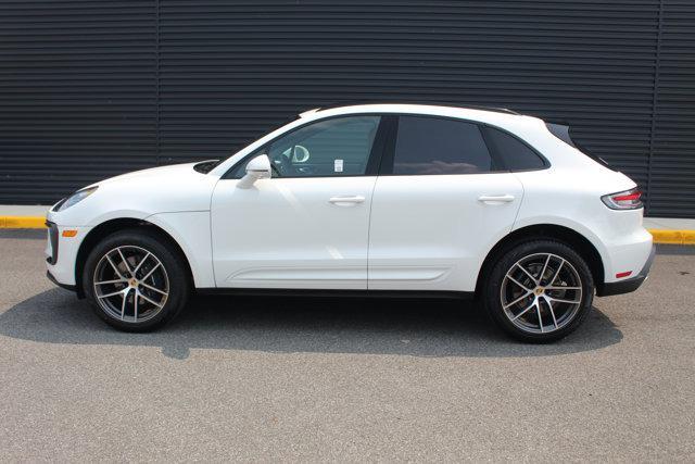 Photo of 2025 White Porsche Macan