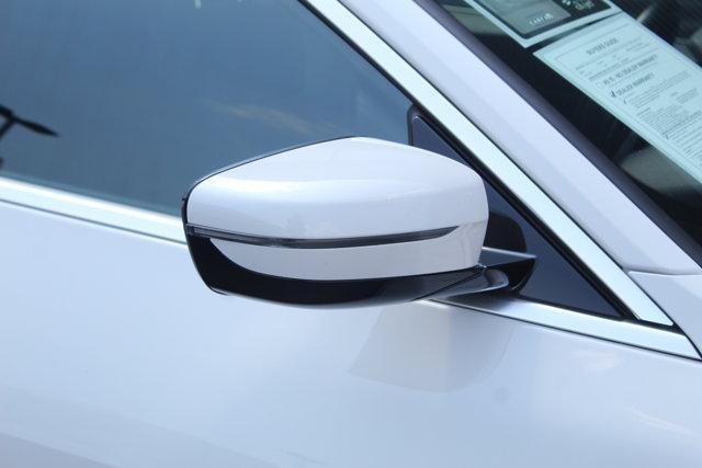 Photo of 2023 Alpine White BMW 430