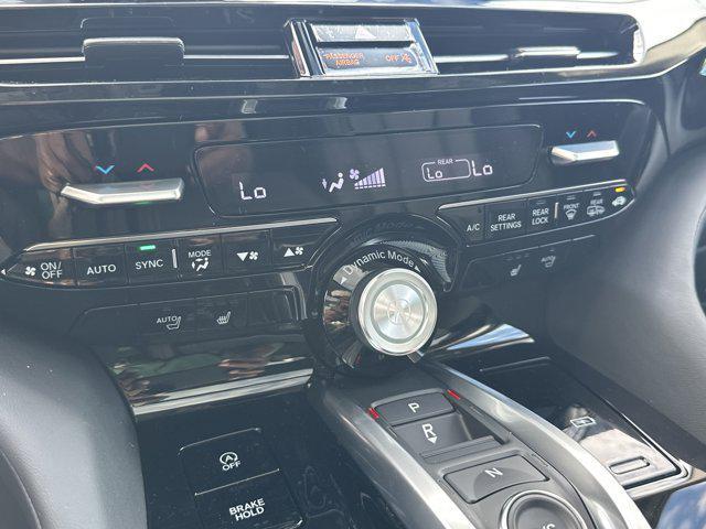Photo of 2025 Majestic Black Pearl Acura MDX