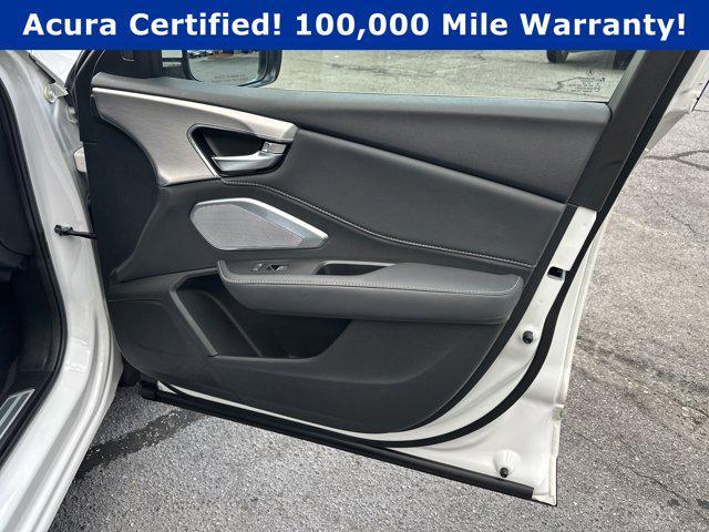 Photo of 2022 Platinum White Pearl Acura RDX