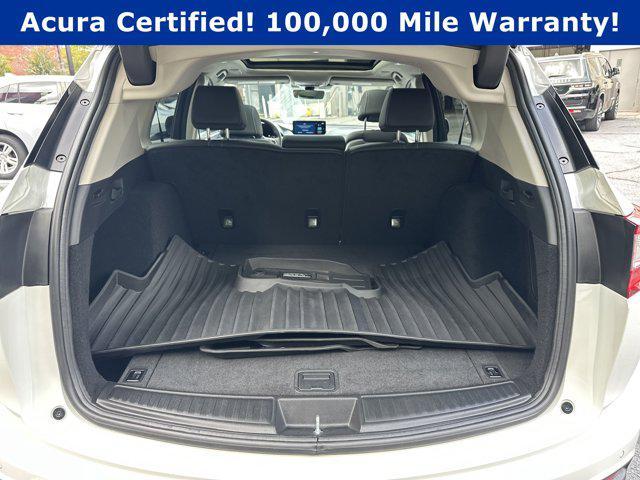 Photo of 2022 Platinum White Pearl Acura RDX