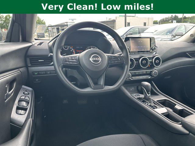 Photo of 2024 Gun Metallic Nissan Sentra