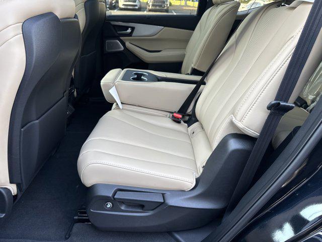 Photo of 2025 Majestic Black Pearl Acura MDX