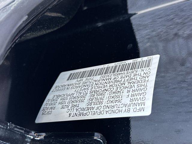 Photo of 2025 Majestic Black Pearl Acura MDX