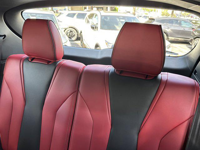 Photo of 2026 Liquid Carbon Metallic Acura MDX