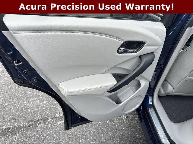 Photo of 2017 Fathom Blue Pearl Acura RDX