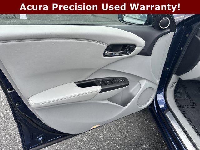 Photo of 2017 Fathom Blue Pearl Acura RDX