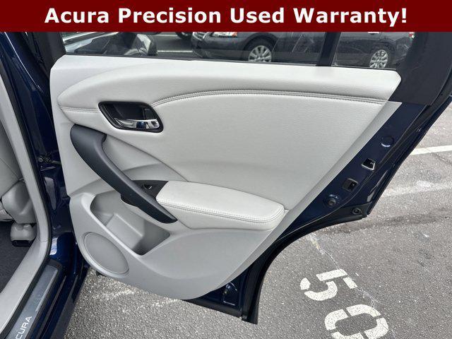 Photo of 2017 Fathom Blue Pearl Acura RDX