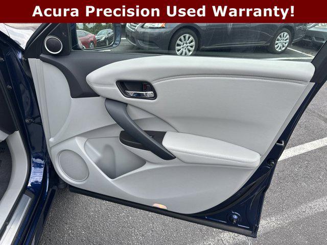 Photo of 2017 Fathom Blue Pearl Acura RDX