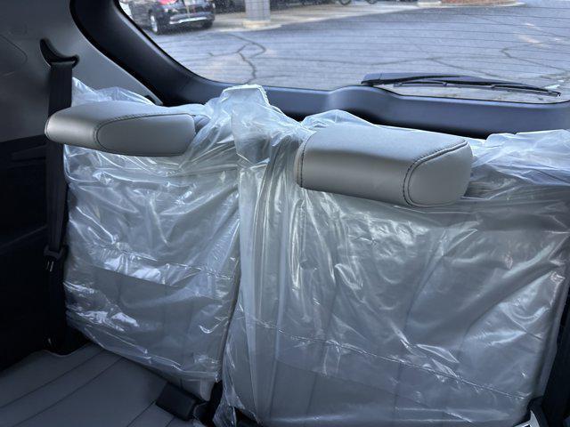 Photo of 2026 Canyon River Blue Acura MDX