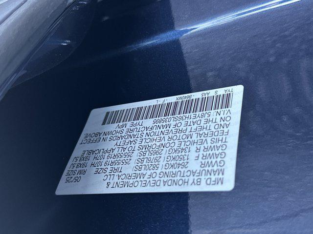 Photo of 2025 Canyon River Blue Metallic Acura MDX