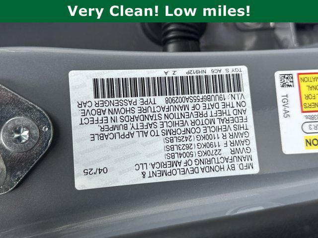 Photo of 2025 Urban Gray Pearl Acura TLX