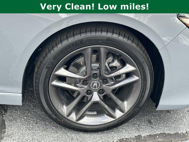 Photo of 2025 Urban Gray Pearl Acura TLX