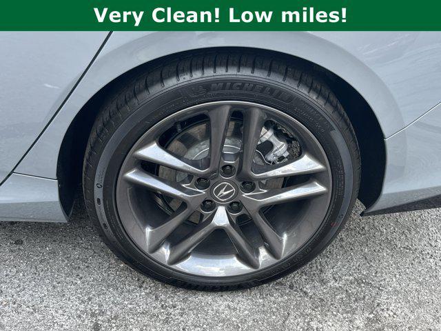 Photo of 2025 Urban Gray Pearl Acura TLX