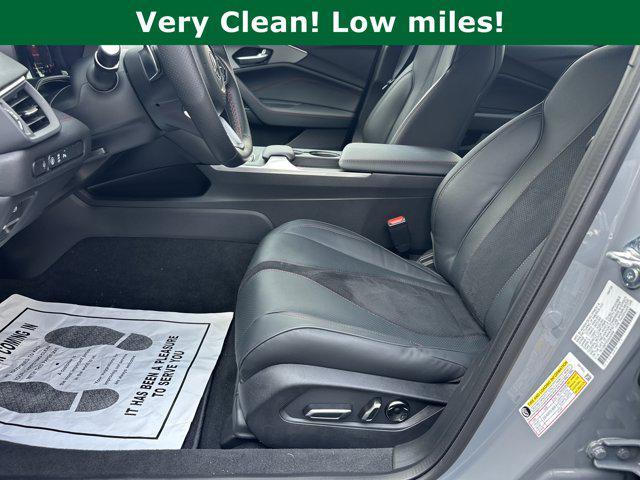 Photo of 2025 Urban Gray Pearl Acura TLX