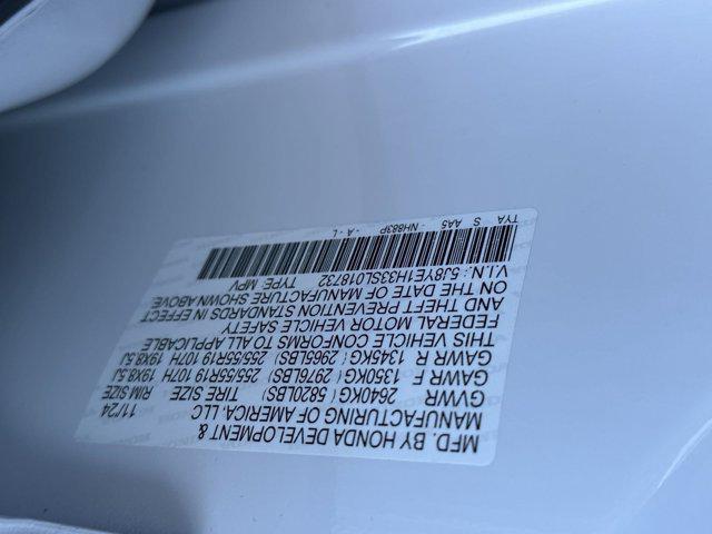 Photo of 2025 Platinum White Pearl Acura MDX