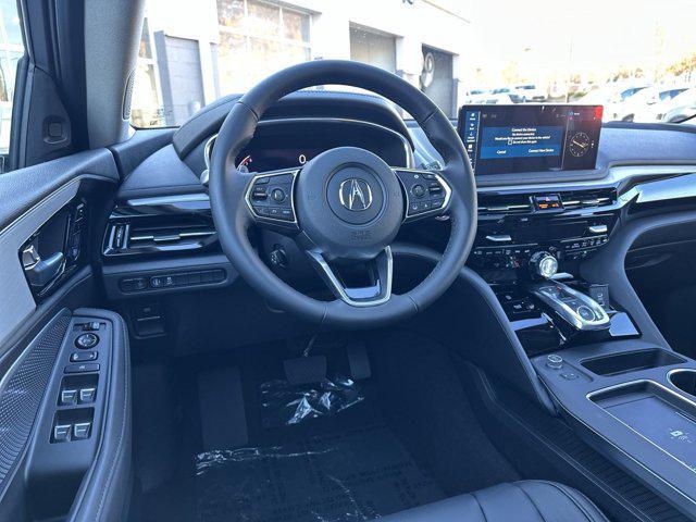 Photo of 2025 Platinum White Pearl Acura MDX