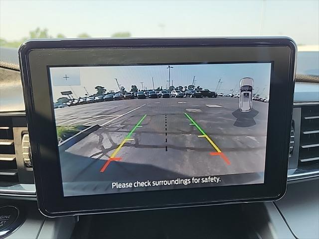 Photo of 2022 Carbonized Gray Metallic Ford Explorer