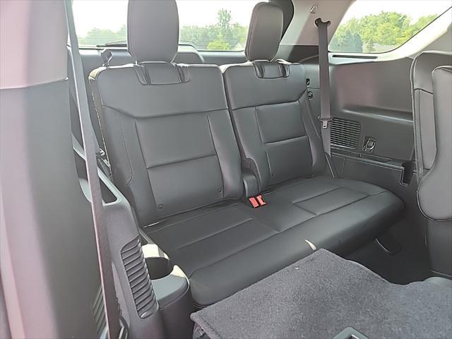 Photo of 2022 Carbonized Gray Metallic Ford Explorer