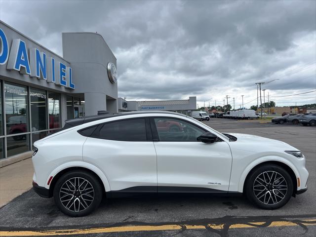 Photo of 2025 Star White Metallic Tri-Coat Ford Mustang Mach-E