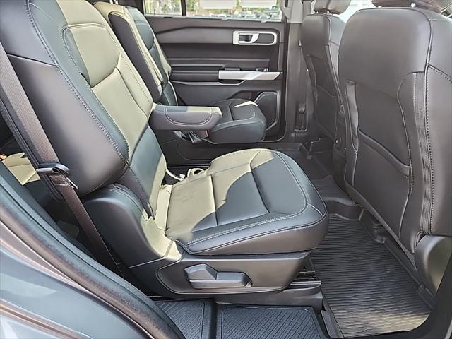 Photo of 2023 Carbonized Gray Metallic Ford Explorer