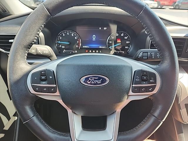 Photo of 2023 Carbonized Gray Metallic Ford Explorer