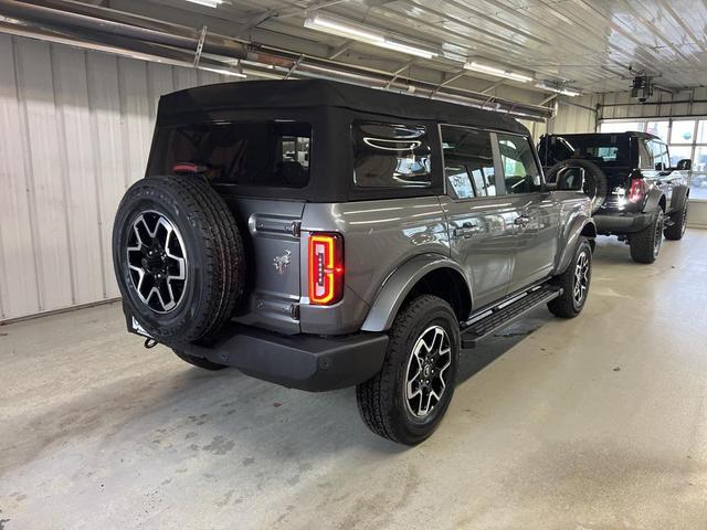 Photo of 2024 Carbonized Gray Metallic Ford Bronco