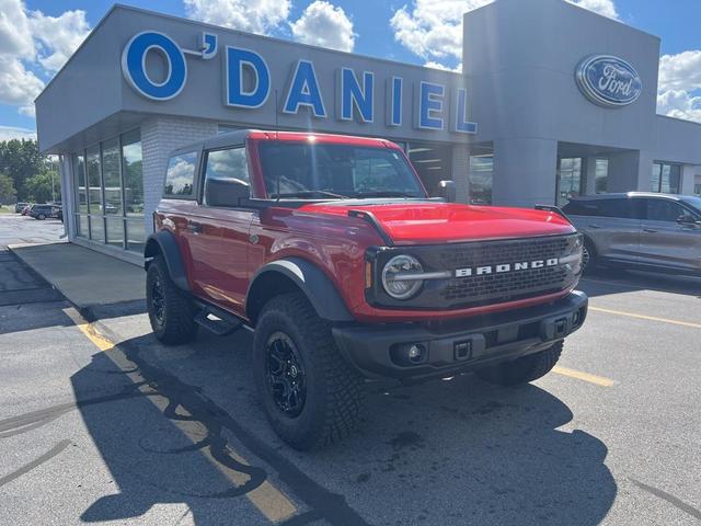 Photo of 2023 Hot Pepper Red Metallic Tinted Clearcoat Ford Bronco