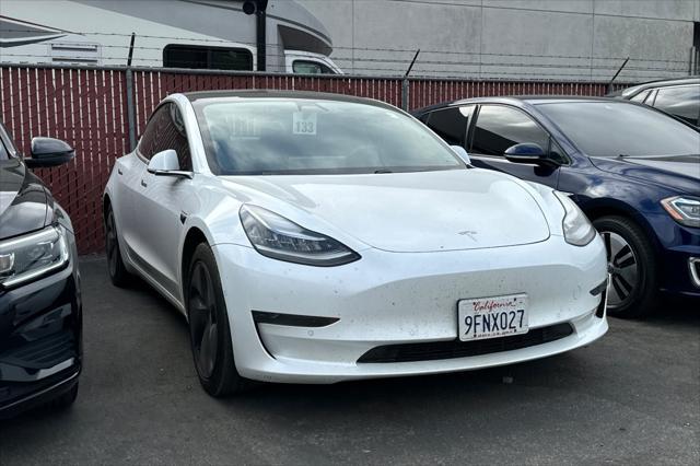 Photo of 2020 Pearl White Multi-Coat Tesla Model 3