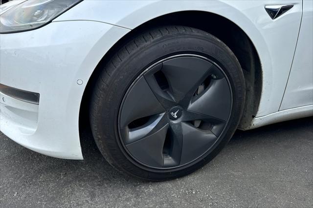 Photo of 2020 Pearl White Multi-Coat Tesla Model 3