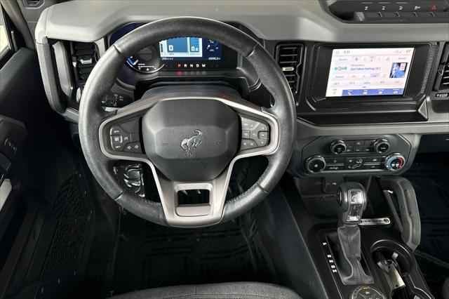Photo of 2022 Oxford White Ford Bronco