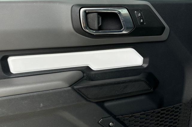 Photo of 2022 Oxford White Ford Bronco