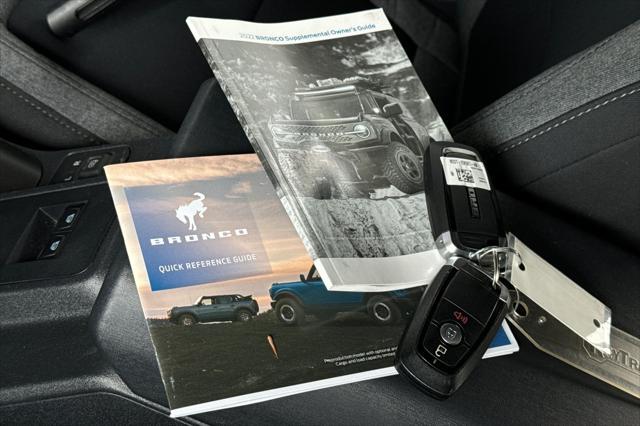 Photo of 2022 Oxford White Ford Bronco