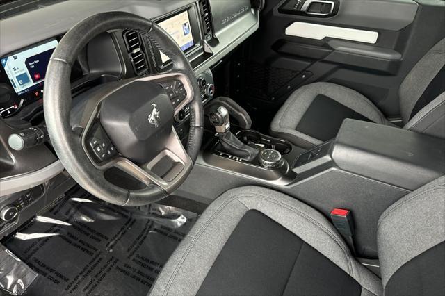 Photo of 2022 Oxford White Ford Bronco