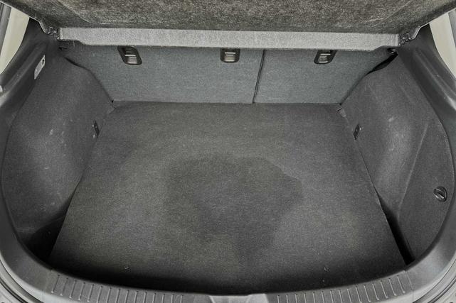 Photo of 2017 Machine Gray Metallic Mazda Mazda3
