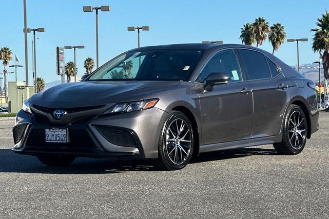 Photo of 2024 Predawn Gray Mica Toyota Camry Hybrid