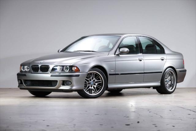 2002 BMW M5